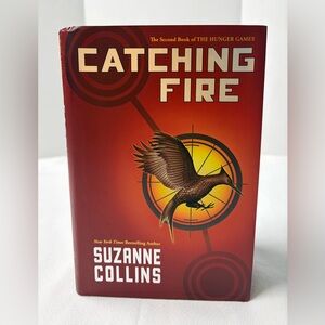 Scholastic Hunger Games “Catching Fire”- Hard Cover Book